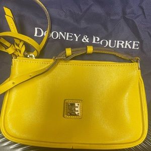 Small Dooney & Bourne Crossbody- Never used